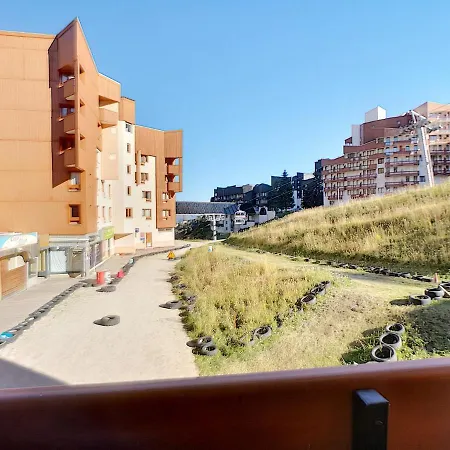 Apartment 4 Pers, Aux Pieds, Les Menuires - Fr-1-178-346 *